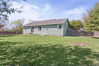 327 Wheatridge Ct, Newton, KS 67114