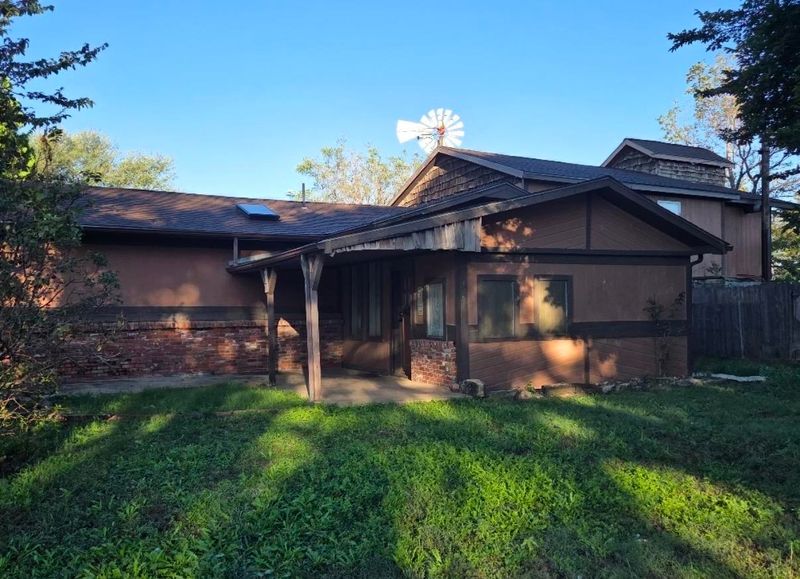 404 W 7th, Harper, KS 67058