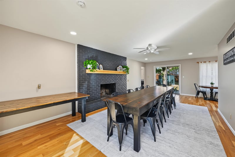 2111 Melrose Ln, Salina, KS 67401