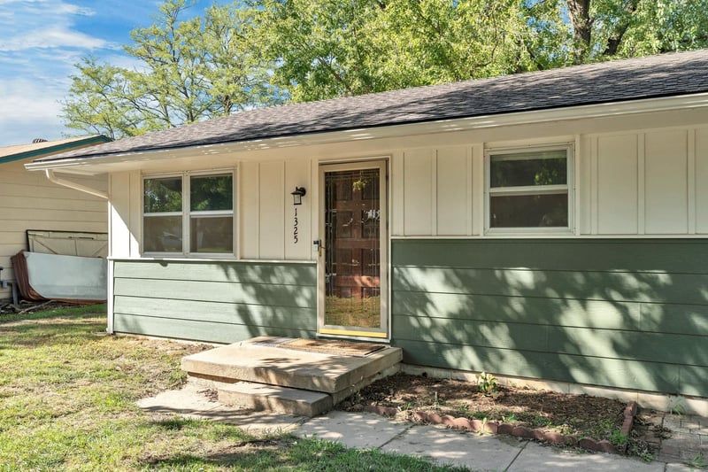 1325 N Anna, Wichita, KS 67212