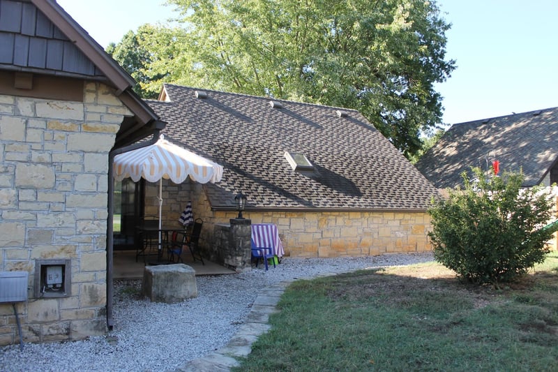 1710 Cotswold Ln, Winfield, KS 67156
