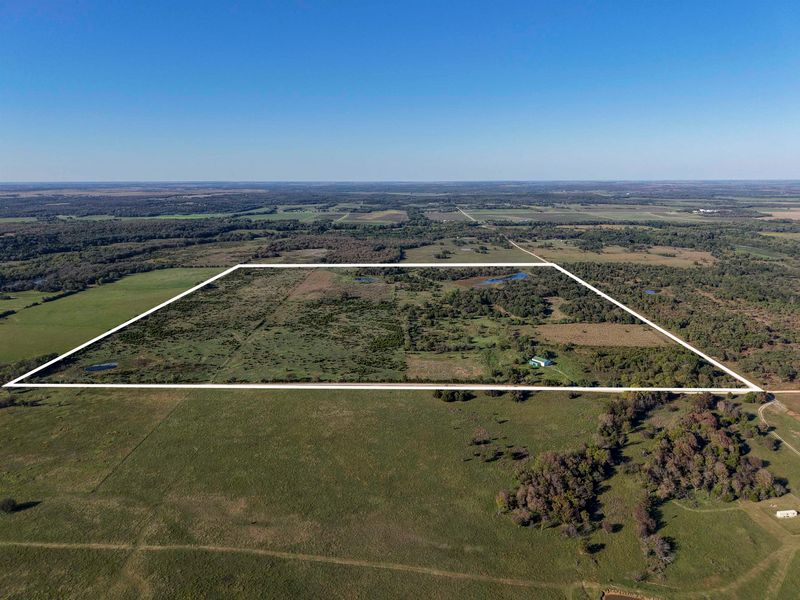 3086 Saddle Rd, Elk City, KS 67344