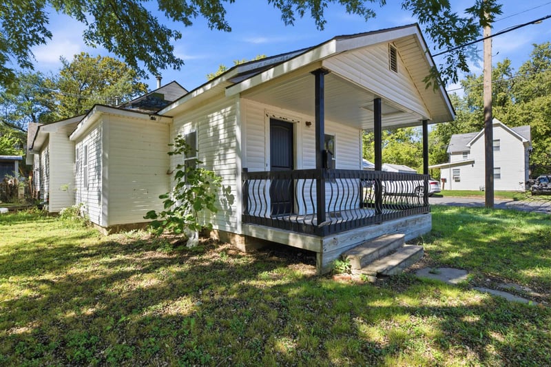 1159 Ada St, Augusta, KS 67010