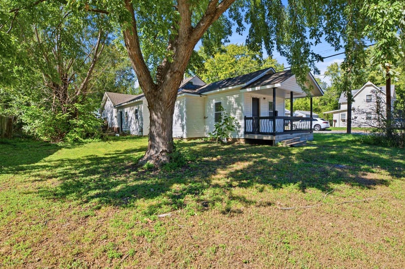 1159 Ada St, Augusta, KS 67010