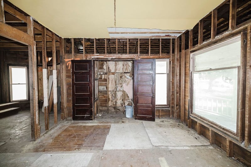 1310 W University, Wichita, KS 67213