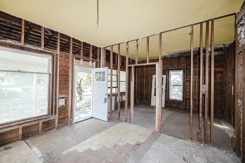 1310 W University, Wichita, KS 67213