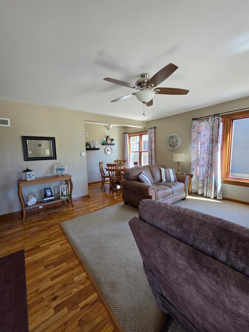 512 Franklin, Salina, KS 67401