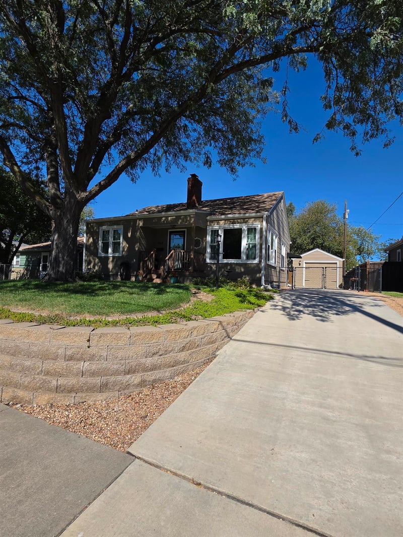 512 Franklin, Salina, KS 67401