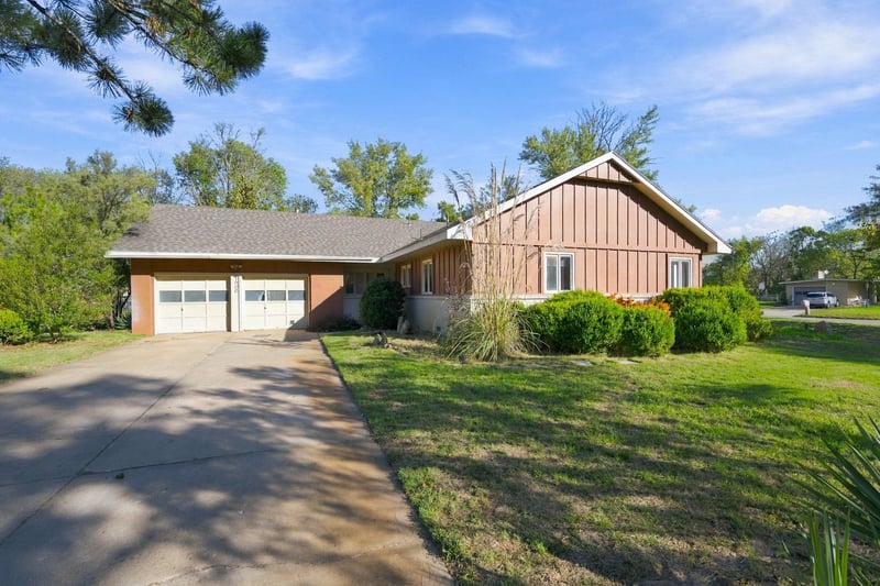 1900 W Nottingham, Wichita, KS 67204