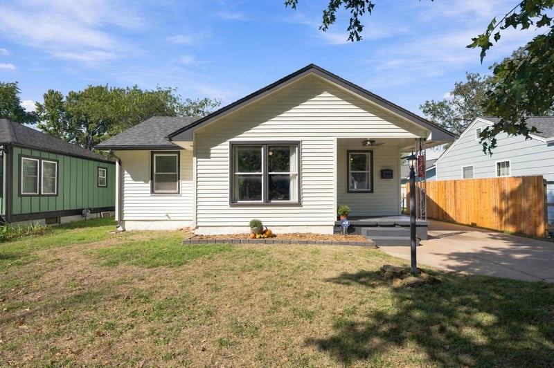 2219 S Ellis Ave, Wichita, KS 67110
