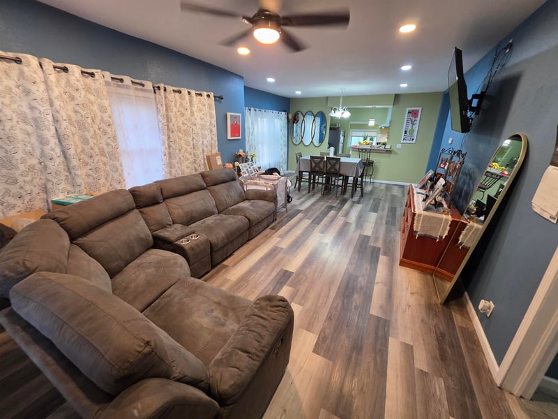 1527 N Spruce St, Wichita, KS 67214