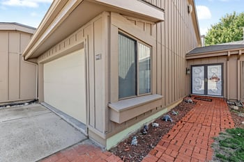 8201 E Harry St Unit #1803, Wichita, KS 67207