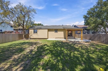 3022 N Hedgetree St, Wichita, KS 67226