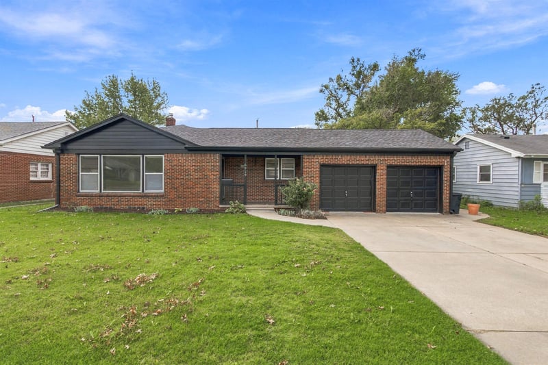 5929 E Bayley St, Wichita, KS 67218