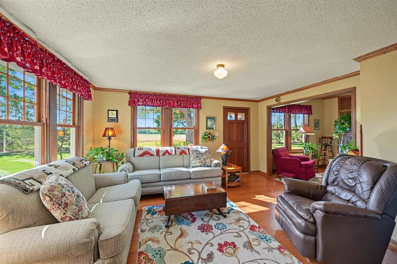 410 Mill St, Marquette, KS 67464