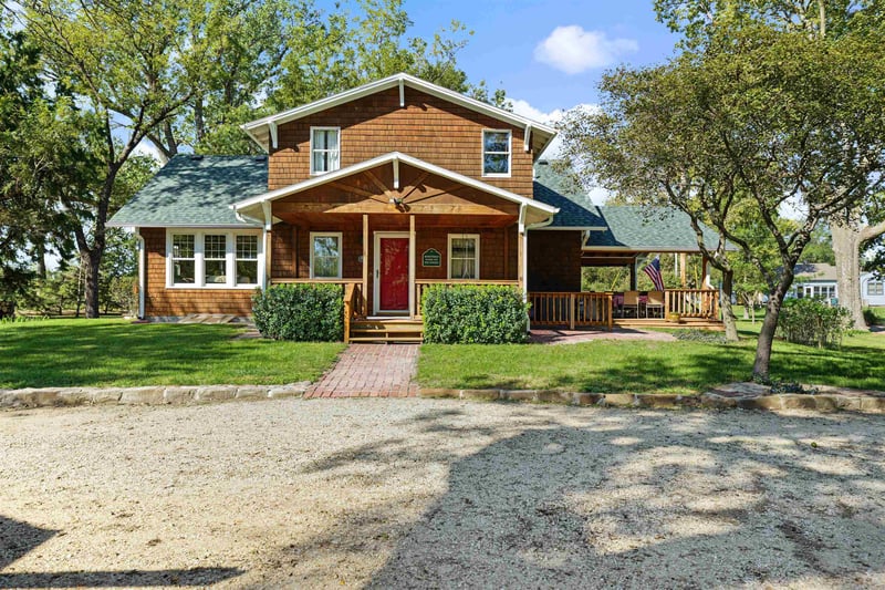 410 Mill St, Marquette, KS 67464