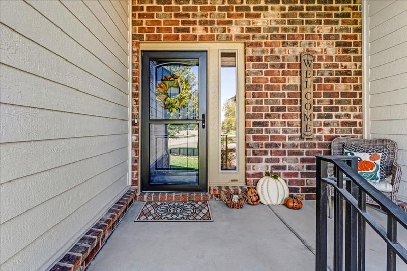 813 W Ledgestone St, Andover, KS 67002
