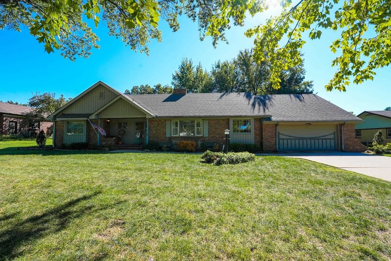 719 E Post Rd, El Dorado, KS 67042