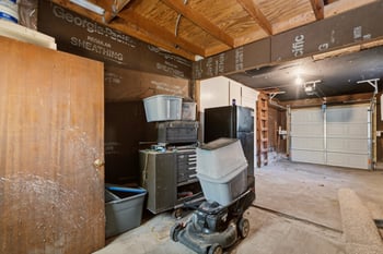 1044 N Old Manor Rd, Wichita, KS 67208