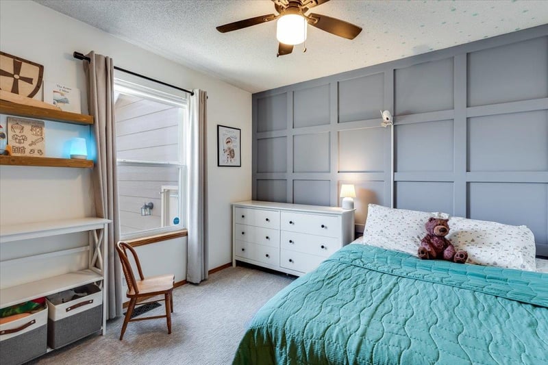 2430 S Westgate Ct, Wichita, KS 67215