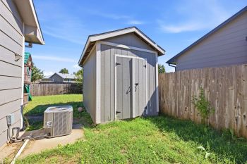 1610 E Summerwood, Goddard, KS 67052