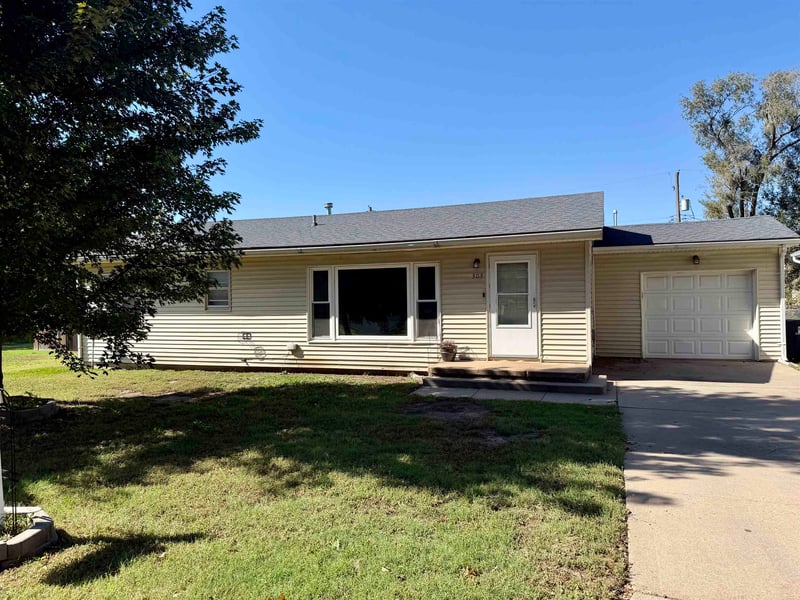 303 N Hillside St, El Dorado, KS 67042