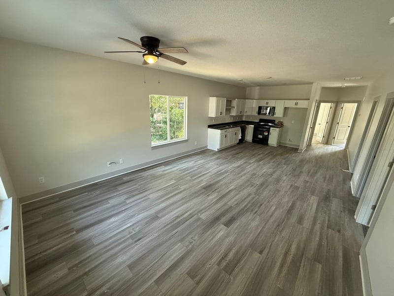 1452 N Lorraine Ave, Wichita, KS 67214
