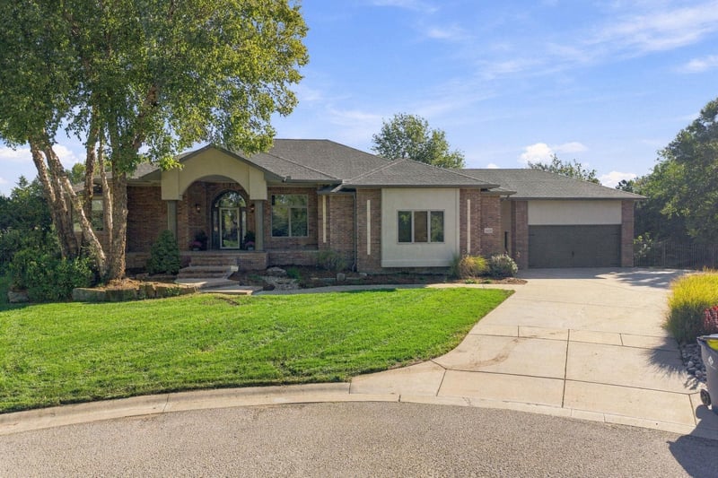 8421 W Meadow Pk, Wichita, KS 67205
