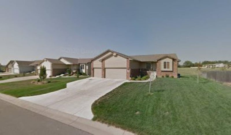 2617 E Kite Ct, Wichita, KS 67219