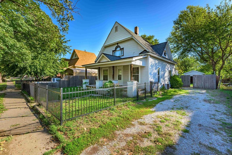 1420 S Emporia Ave, Wichita, KS 67211