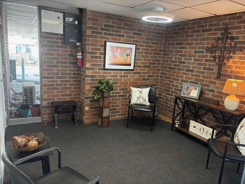 330 W Central Ave #3B, El Dorado, KS 67042