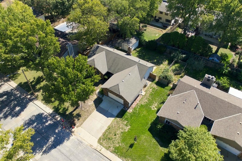 1204 N Armstrong Ct, Derby, KS 67037