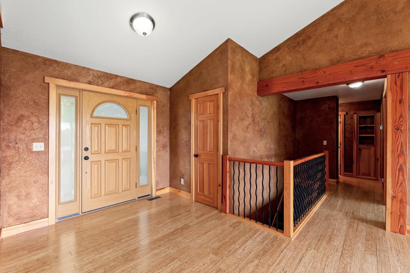 227 W Pineview Dr, Andover, KS 67002