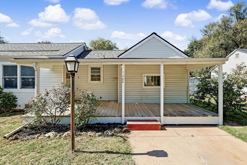 1739 S Spruce, Wichita, KS 67211