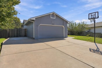 5338 S Main, Wichita, KS 67217