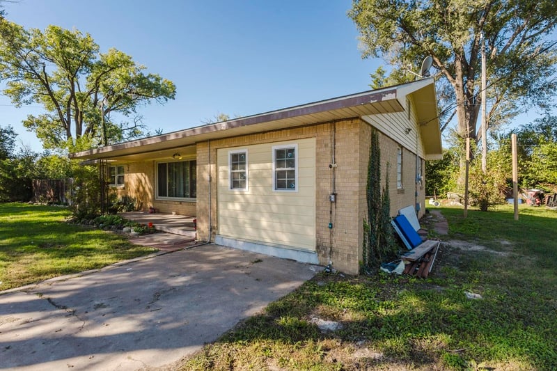 4519 S Hydraulic St, Wichita, KS 67216