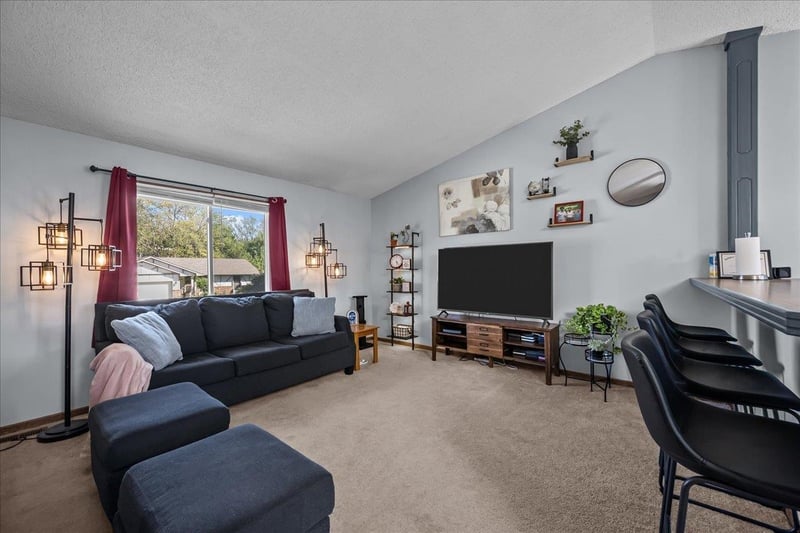 2225 S Dalton St, Wichita, KS 67207