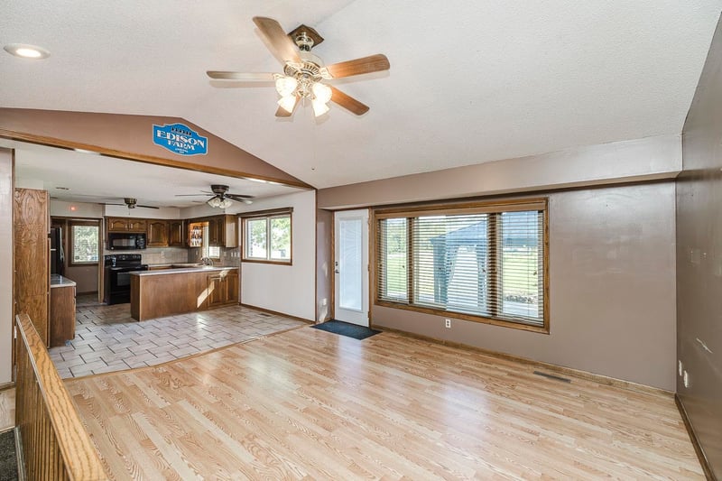 11201 W 31st, Wichita, KS 67215