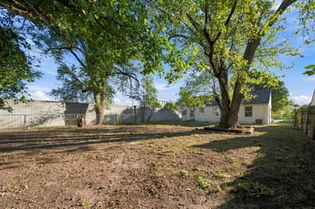 601 S Calhoun, Wichita, KS 67207