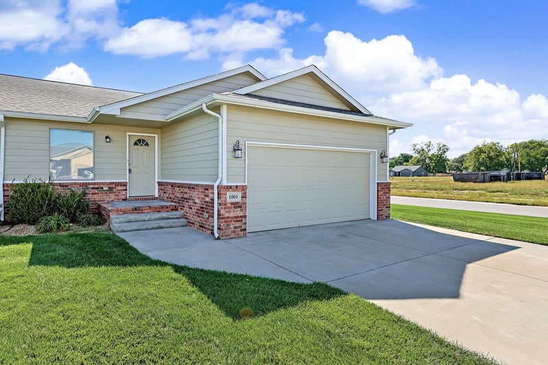 1001 Silverado Ct, Clearwater, KS 67026