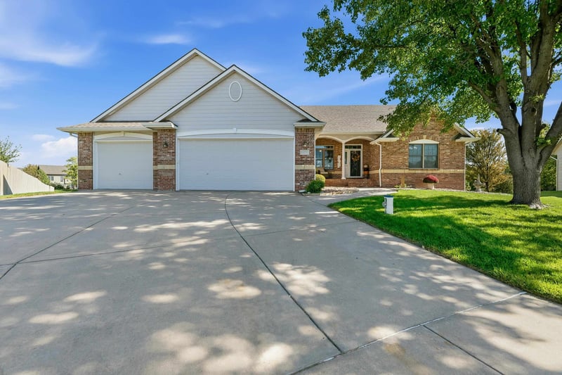 14170 W Highland Springs, Wichita, KS 67235