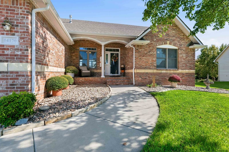 14170 W Highland Springs, Wichita, KS 67235