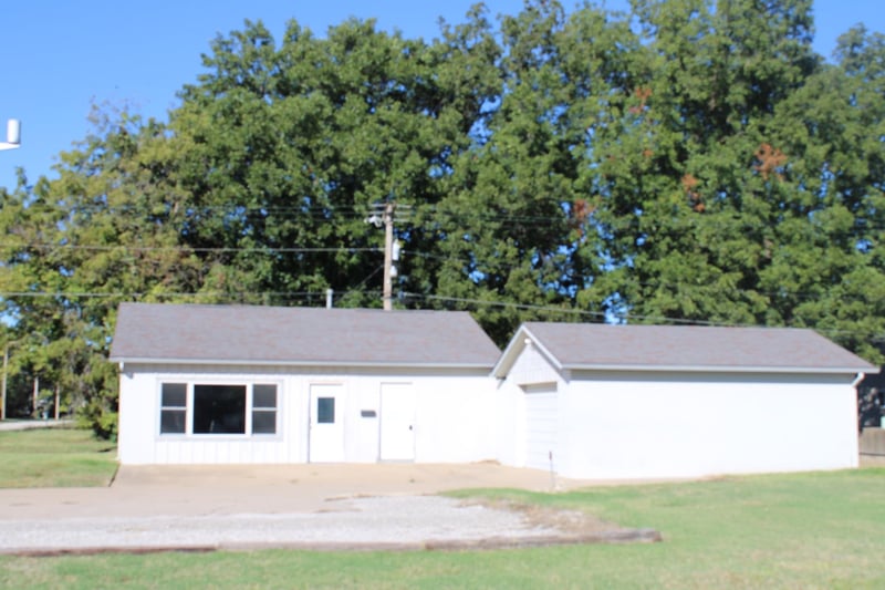 1521 Main, Winfield, KS 67156
