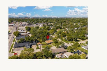 521 N Battin Ave, Wichita, KS 67208
