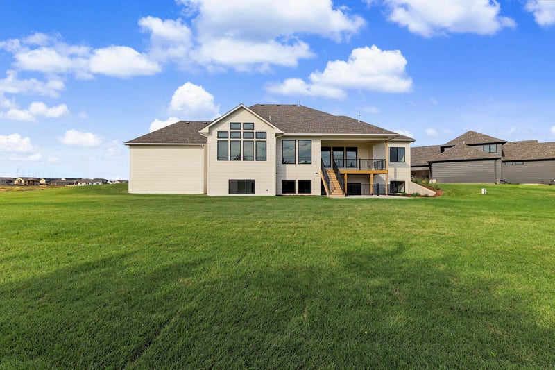 3330 N Bedford Ct, Wichita, KS 67226