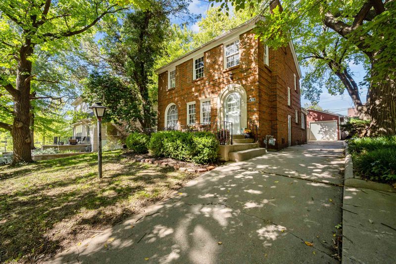 3922 E Willow St, Wichita, KS 67218