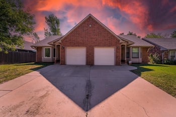 94259427 E Longlake, Wichita, KS 67207