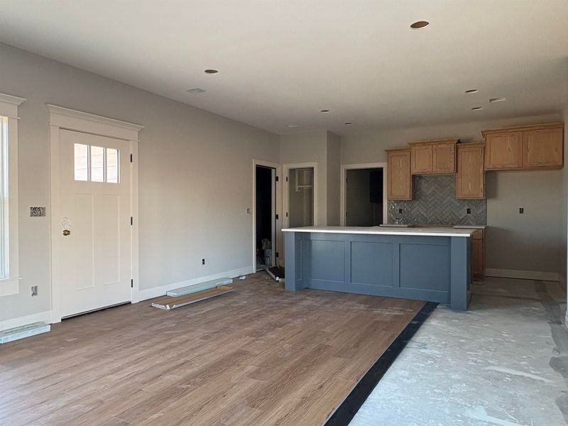 148 E Hickam St, Derby, KS 67037