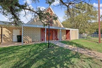 3515 S Elizabeth Ave, Wichita, KS 67217