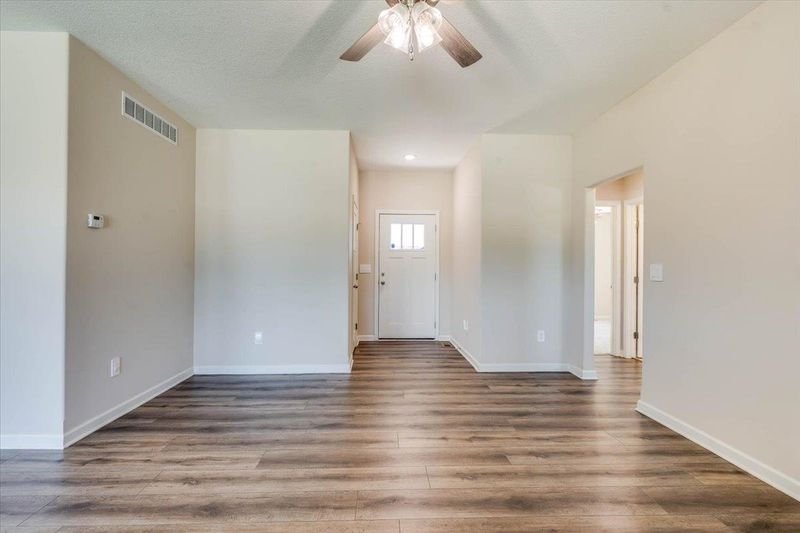 224 E Ripley Ct, Derby, KS 67037